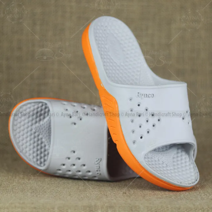 Slides%20sandal%20for%20boys%20%20Rynco-%20R-215%20%20slipper%20for%20boys%20Yeezy%20Slide%20LEAF%20Slippers%20-%20Slides%20For%20Men%20-%20Image%202