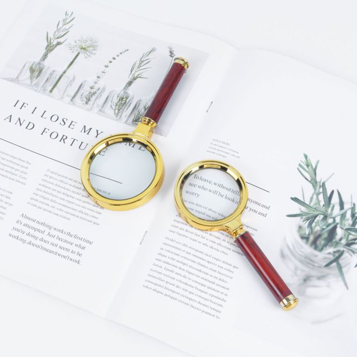 HD%20handheld%20high-power%20magnifying%20glass%2010x%20spotlight%20ignition%20reading%20magnifier%20for%20children,%20students,%20and%20the%20elderly%20-%20Image%203