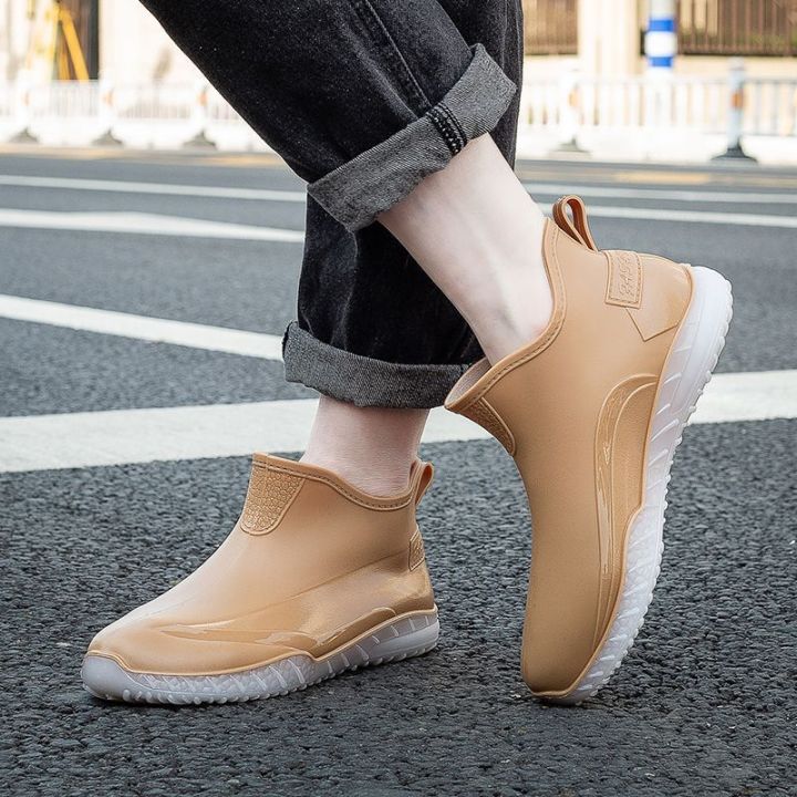 Fashion%20Short%20Boots%20Rain%20Boots%20Men's%20Non-Slip%20Waterproof%20Shoes%20Thickened%20Kitchen%20Rubber%20Shoes%20Car%20Wash%20Floor%20Wear-Resistant%20Rubber%20Boots%20-%20Image%203
