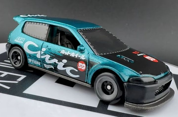 Hot%20Wheels%20Honda%20Civic%20Custom,%20Scale%20-%201:64%20-%20Image%209