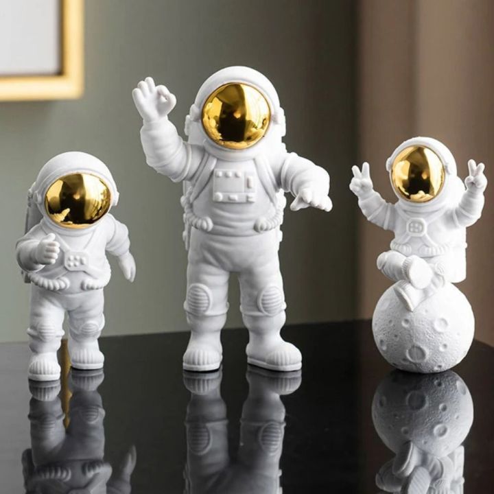3pcs/set%20Craft%20Resin%20Astronaut%20Ornament%20Figure%20Statue%20Waterproof%20Exquisite%20Astronaut%20Decorative%20Ornament%20Creative%20Funny%20Spaceman%20Desktop%20Decor%20Modeling%20Kid%20-%20Image%203