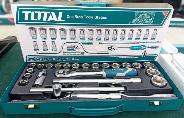 Total Socket set 24 pcs metal case THT141253