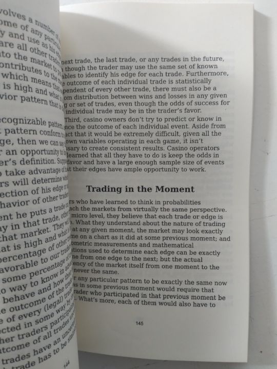 Trading%20in%20the%20Zone%20by%20Mark%20Douglas%20-%20Premium%20-%20Paperback%20-%20Image%205