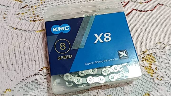 KMC%20chain%20X8%20mountain%20road%20folding%20bicycle%2024%20speed%20chain%20accessories%20with%20missing%20link%20Bicycle%20Chain%206/7%20Speed%20supported%20-%20Image%202