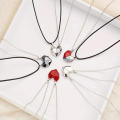 Personality Magnet stone necklace Elegant Unique Heartbreak design Votive stone pendant Fashionable Trendy Heartbreak clavicle chain necklace for Daily wear Party accessory Gift for loved ones Statement jewelry Symbol of love Gift idea Fashion enthusiasts.