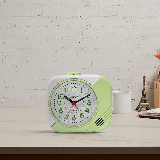 ORPAT%20Big%20Size%20Alarm%20Table%20Clock%20(TBB-207%20-%20Image%204