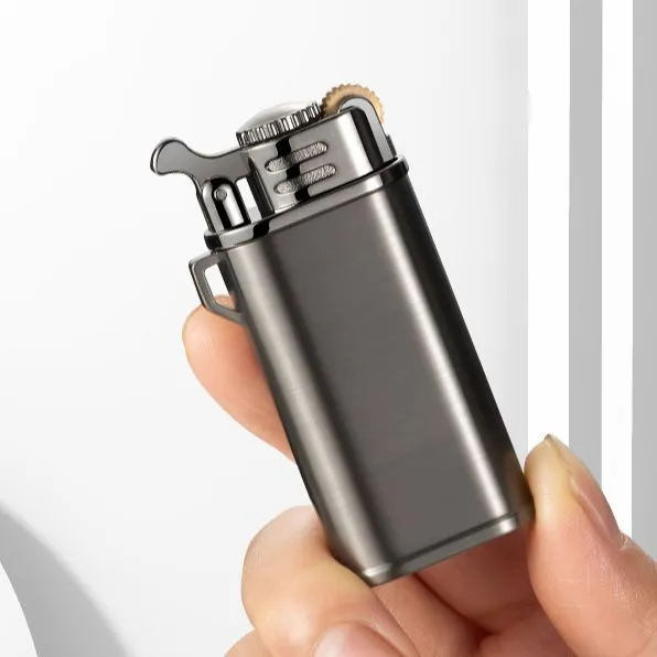 Simple%20and%20Stylish%20Clamshell%20Grinding%20Wheel%20Single%20Straight%20Lighter%20Metal%20Straight%20Blue%20Flame%20Creative%20Gift%20Gadgets%20for%20Men%20-%20Image%205