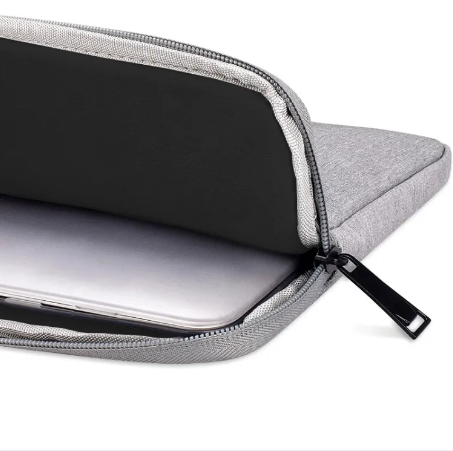 Regular%2015.6%20Inch%20Laptop%20Sleeve%20Bag%20%E2%80%93%20Lightweight%20Protective%20Case%20for%20Notebook%20&%20Laptop%20-%20Image%205
