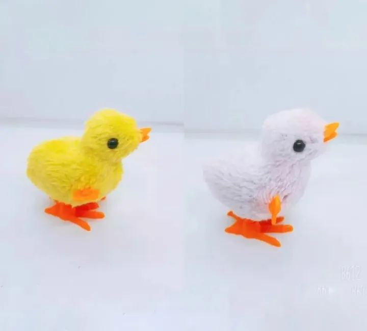 (2%20Pcs)%20Chicken%20play%20Clockwork%20chick%20kids%20toys%20Moving%20-%20Image%206