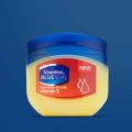 50 ml Lip care Vaseline jelly vitamin E Any season used International south African product for male / female. 