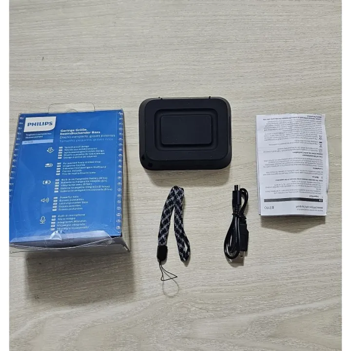 Philips%20BT110B%20Pixel%20Pop%20Portable%20Bluetooth%20Speaker%20-%20Image%203