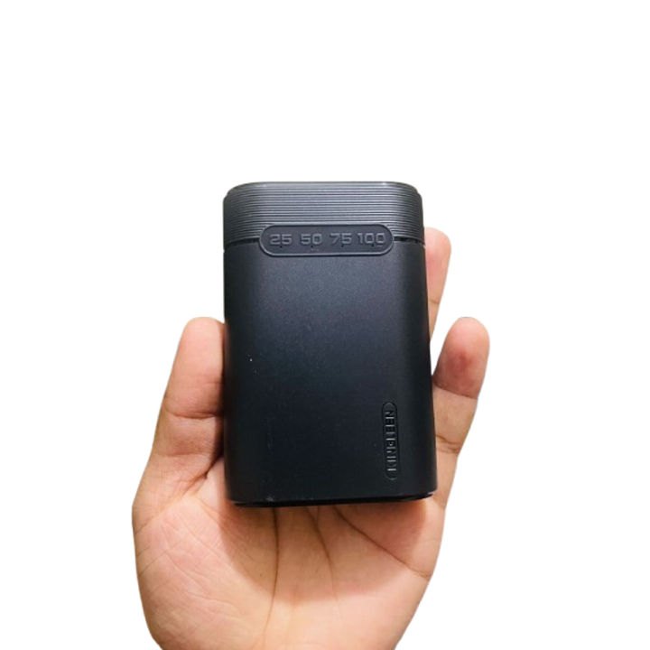 Kingleen%20305X%2010000mAh%20Fast%20Charging%20Power%20Bank%20-%20Image%205