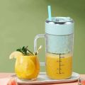 Portable mini fresh electric juicer blender 330ml Juicer with handle fruit mixers Smoothie Maker Portable Mixer Rechargeable Blender. 