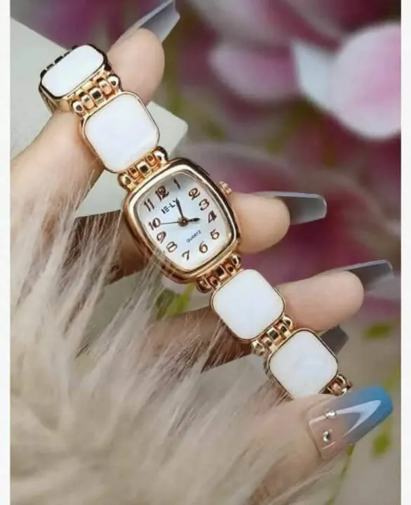 Stylish%20&%20Fashionable%209931%20Elegant%20Mirror%20Quartz%20Ladies%20Watch%20-%20Image%208