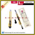 Deli E2031 Anti Cutter with One Pcs Extra Blade.