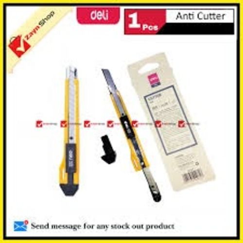 Deli%20E2031%20Anti%20Cutter%20with%20One%20Pcs%20Extra%20Blade%20-%20Image%203