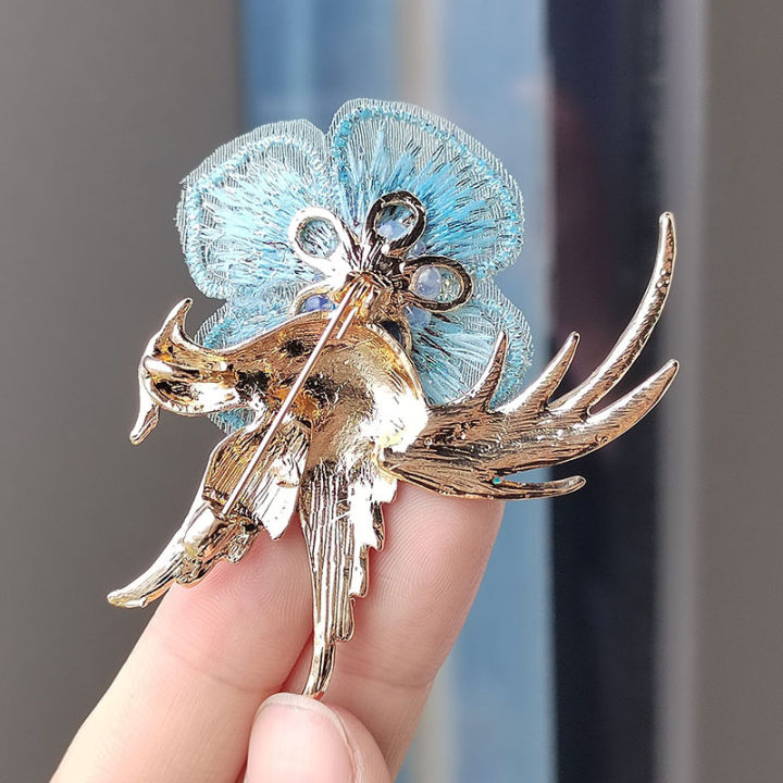 Chinese%20style%20cloth%20flower%20embroidery%20bird%20brooch%20pearl%20rhinestone%20corsage%20pearl%20clothing%20accessories%20brooch%20-%20Image%203