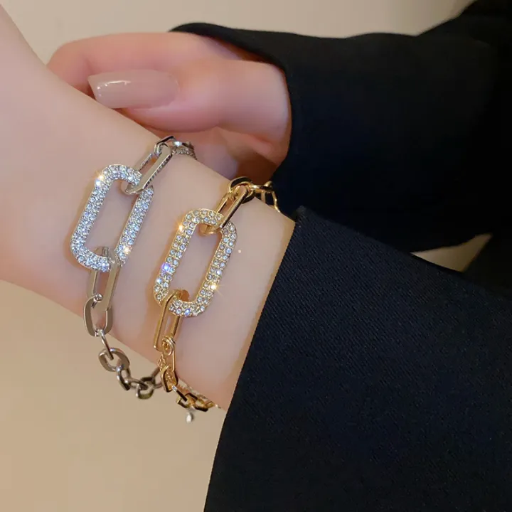 Retro%20simple%20geometric%20diamond%20bracelet%20women's%20light%20luxury%20fashion%20design%20chain%20bracelet%20European%20and%20American%20high-end%20cross-border%20hand%20jewelry%20-%20Image%202