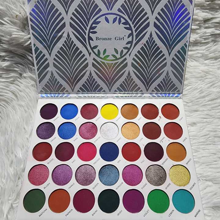 HAWAII Collection 35 Color Palette , Shimmery, Matte, Glittery