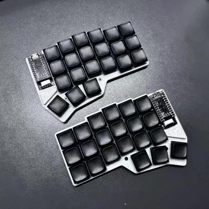 Corne%203x6%20Low%20Profile%20Split%20Keyboards%20Ergonomic%20Custom%20Zmk%20Bluetooth%20Nice%20View%20Screen%20Choc%20V1%20Wireless%20Split%20Mechanical%20Keyboard%20-%20Image%205