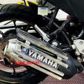 Yamaha fz-s silencer guard stainless still padani silencer cover. 