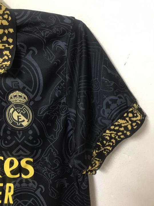 Preimum%20Quality%20Polo%20T-shirt%20For%20man%20-%20Real%20Madrid%20Concept%20-%20Image%204