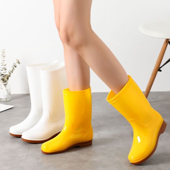 Knee-High%20Rain%20Boots%20Men's%20Boots%20Short%20Tube%20Sanitary%20Rain%20Shoes%20Beef%20Tendon%20Bottom%20Acid%20and%20Alkali%20Resistant%20Middle%20Tube%20Chef%20White%20Rubber%20Shoes%20Female%20-%20Image%205