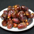 Premium Emirates Dabbas dates / khejur 1 kg. 