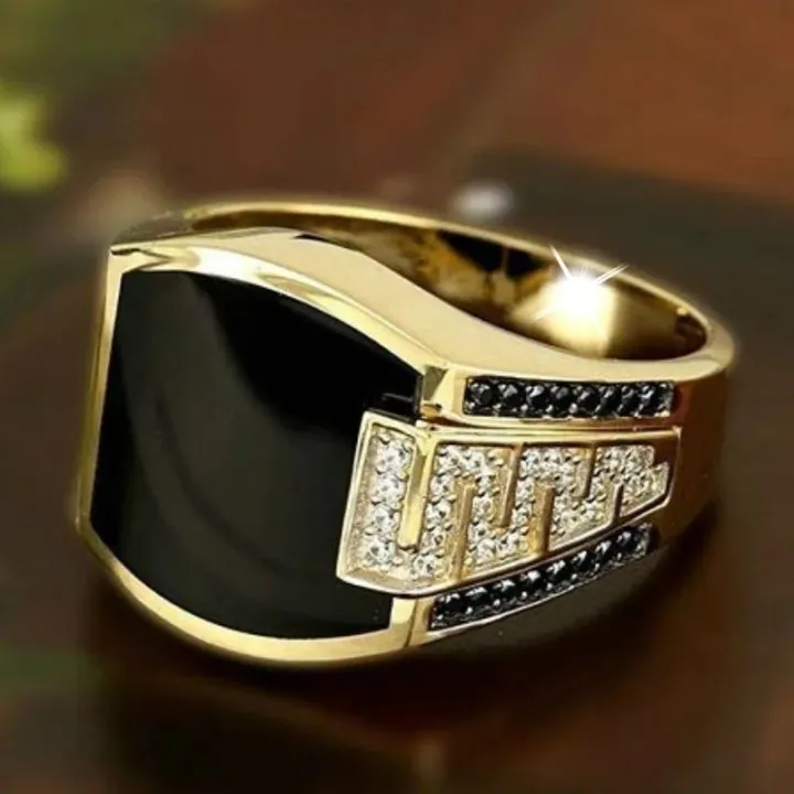 Classic%20Men's%20Ring%20Fashion%20Metal%20Gold%20Color%20Inlaid%20Black%20Stone%20Zircon%20Punk%20Rings%20for%20Men%20Engagement%20Wedding%20Luxury%20Jewelry%20-%20Image%204