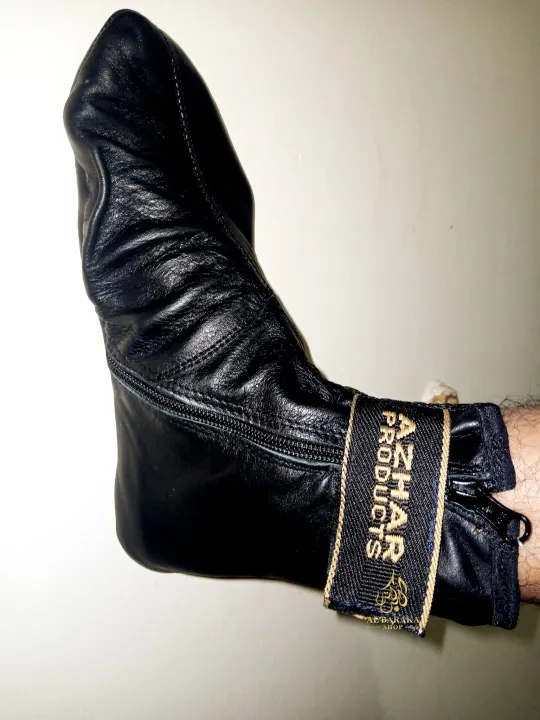 Black%20Color%20Azhar%20/%20Baraka%20Leather%20Zipper%20Socks%20For%20Men%20And%20Women%20-%20Socks%20-%20Image%205