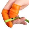 YARNOW 4Pcs Gardening Thumb Cutter Knives for Gardeners Thumb Pruner Silicone Finger Knife Picking Knife Trim Vegetable Gardening Tools Farm Supplies Style 1.