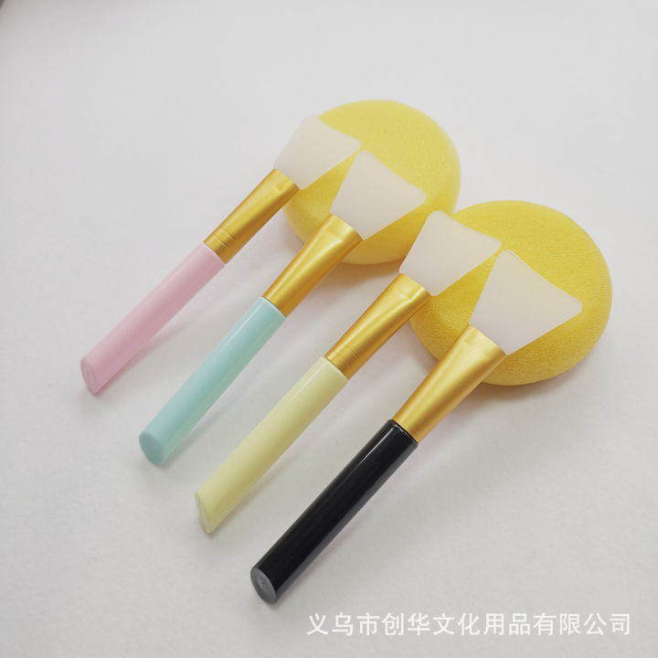 Facial%20mask%20applicator%20makeup%20brush%20-%20Image%203