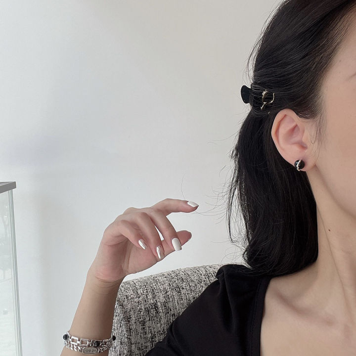 S925%20sterling%20silver%20black%20agate%20stud%20earrings%20women's%20earrings%20high-end%20sense%20of%20light%20luxury%20simple%20earrings%20vintage%20style%20jewelry%20wholesale%20silver%20jewelry%20-%20Image%202
