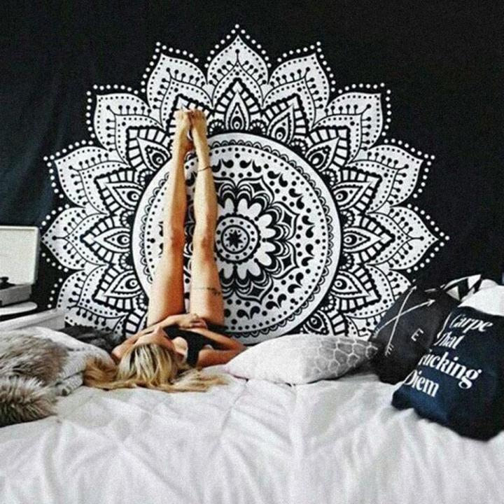 Common%20Indian%20Ethnic%20Mandala%20Wall%20Hanging%20Tapestry%20Bohemian%20Bedspread%20Mat%20Dorm%20Decor%20-%20Image%204