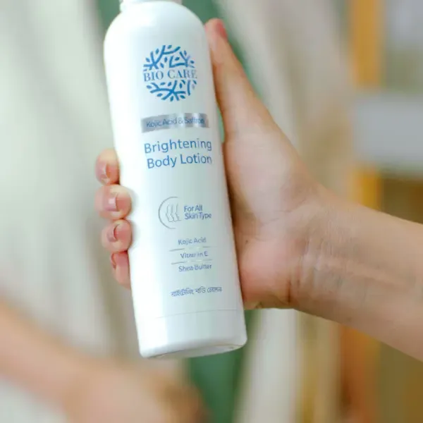 BioCare%20Brightening%20Body%20Lotion%20-%20Image%203