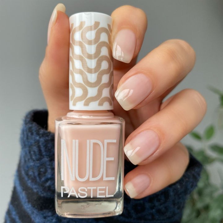 Nude%20Nail%20Polish%20751-bride%20-%20Image%202