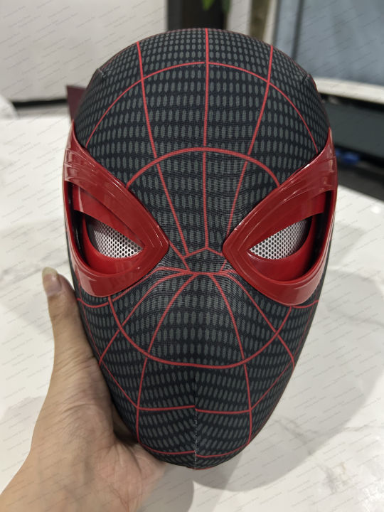 Spiderman%20no%20Way%20Home%20Headgear%20Cosplay%20Moving%20Eyes%20Mask%20Spider%20Man%201:1%20Remote%20Control%20Elastic%20Mask%20Toys%20for%20Adults%20Kids%20Gift%20-%20Image%204