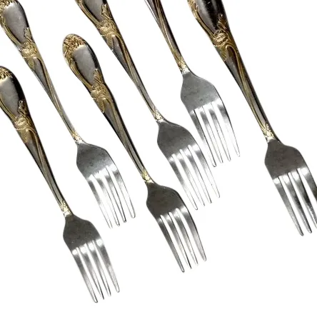 6-Piece%20Stainless%20Steel%20Spoon%20Set%20-%20Multi%20Design%20Variations-%20Add%20Versatility%20And%20Style%20To%20Your%20Kitchen%20Utensils%20-%20Image%203