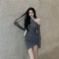 IELGY Slim Black Women's dress Solid color Base Strapless Korean version Wrap hip All-match Fashion.