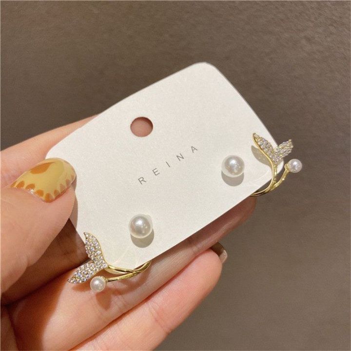 Fish%20Tail%20Cut%20Earrings%20For%20Women%20Girls%20Ladies%20Fashion%20Ear%20Ring%20Jewelry%20-%20Kaner%20Dul%20-%20Image%206