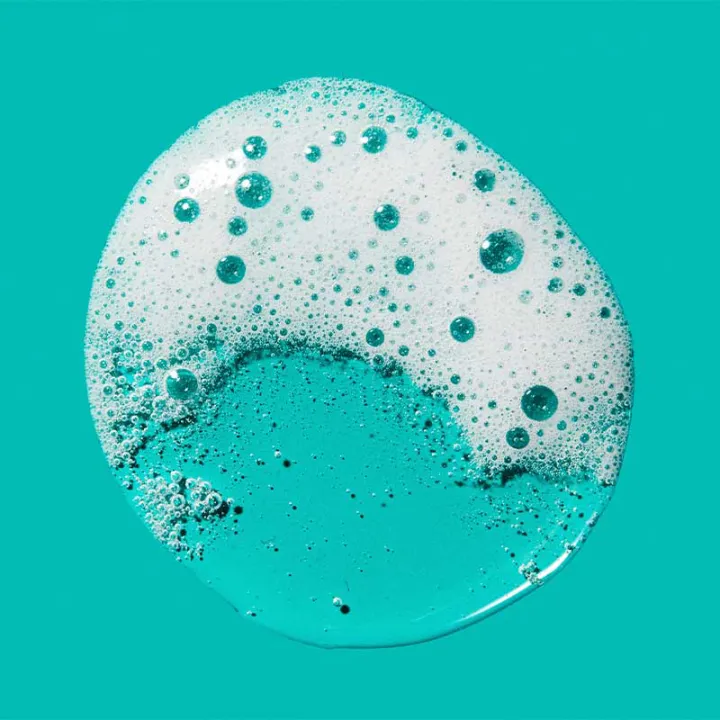 CeraVe%20Blemish%20Control%20Cleanser%20%7C%20Reduces%20the%20appearance%20of%20Blackheads%20and%20Blemishes%20%7C%20236%20mL%20(Made%20in%20France)%20-%20Image%206