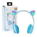 Cross-border new P47M cat ear luminous headset bluetooth headset mobile phone wireless game headset universal wholesale. 