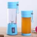 Mini USB Rechargeable Portable Electric Fruit Juicer - Smoothie Maker - Blender. 