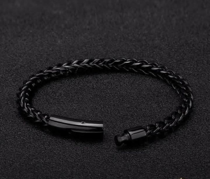 Men%E2%80%99s%20Cuban%20Link%20Chain%20Bracelet%20-%20Shiny%20Rhinestone%20Inlaid%20Bangle%20Jewelry%20Vairal%20Trending%20stainless%20steel%20bracelet%20%20on%20daraz%20-%20Image%209