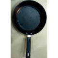 Non-Stick Frying Pan 16 cm - Black and Red. 