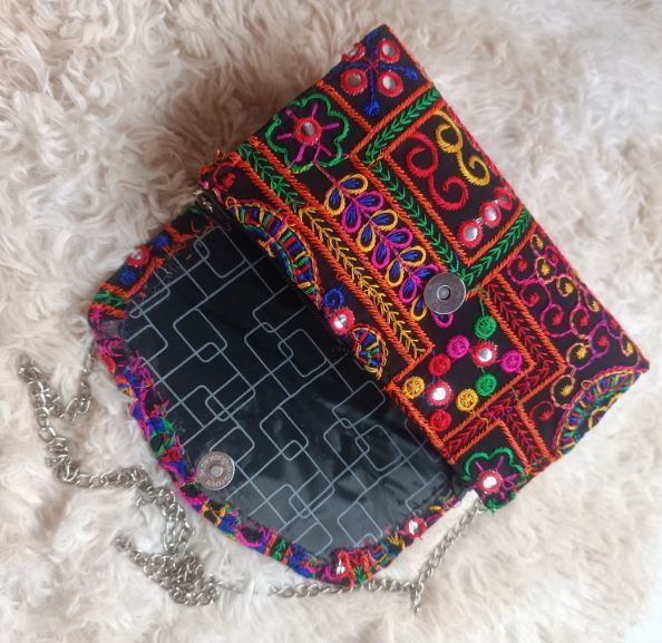 New%20Nokshi%20Desing%20Ladies%20Hand%20Purse%20For%20Women,%20Handbag%20For%20Girls%20Wallet%20-%20Image%202