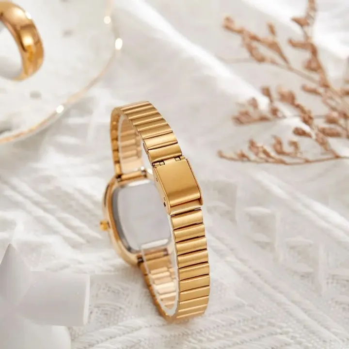 Women%20Quartz%20Watch%20Oval%20Shaped%20Fashion%20Mini%20Case%20Small%20Roman%20Numeral%20Dial%20Female%20Full%20Metal%20Band%20Watches%20Niche%20Wristwatch%20-%20Image%202