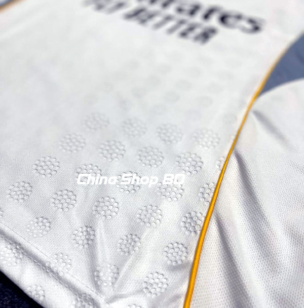 Real%20Madrid%2025-26%20Home%20Jersey%20Half%20Sleeve%20High%20Quality%20-%20Image%202