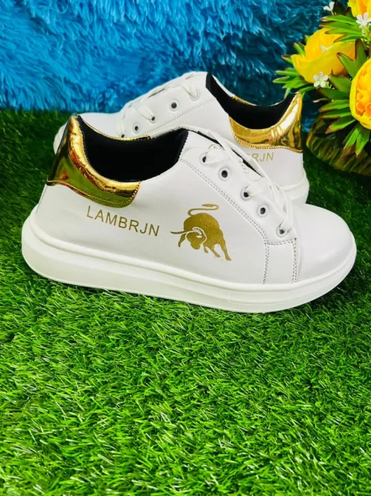 Running%20Sports%20Sneakers%20White%20Color%20Shoes%20Casual%20Lace-Up%20Winter%20and%20Summer%20Men's%20Shoes%20-%20White%20Shoes%20-%20Image%206