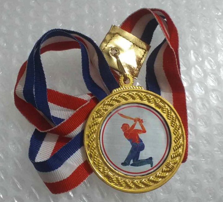 Golden COLOR Cricket Medal 1 pcs